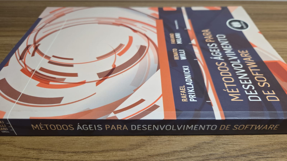 Imagem editorial do livro Métodos Ágeis para Desenvolvimento de Software.